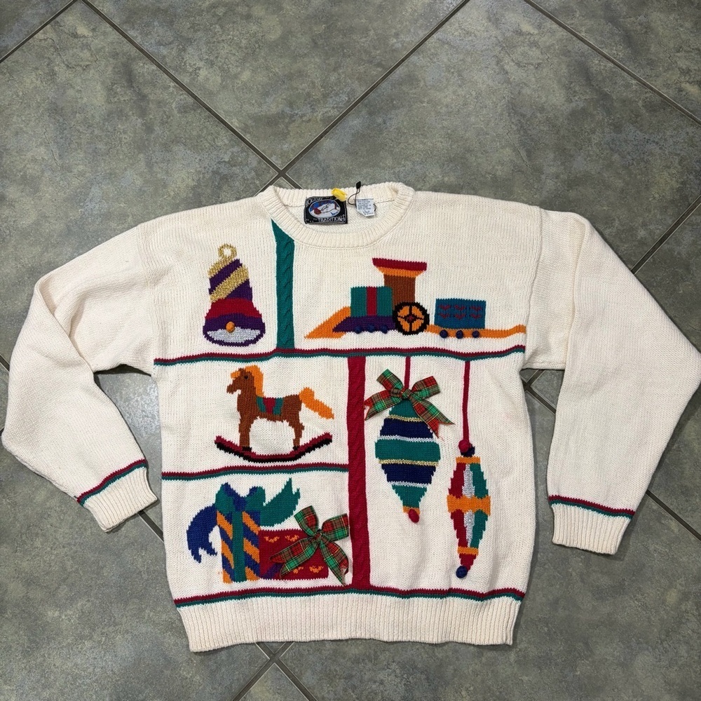 Holiday Traditions Sweater Womens L Christmas Santa Crewneck Horse Train Cute